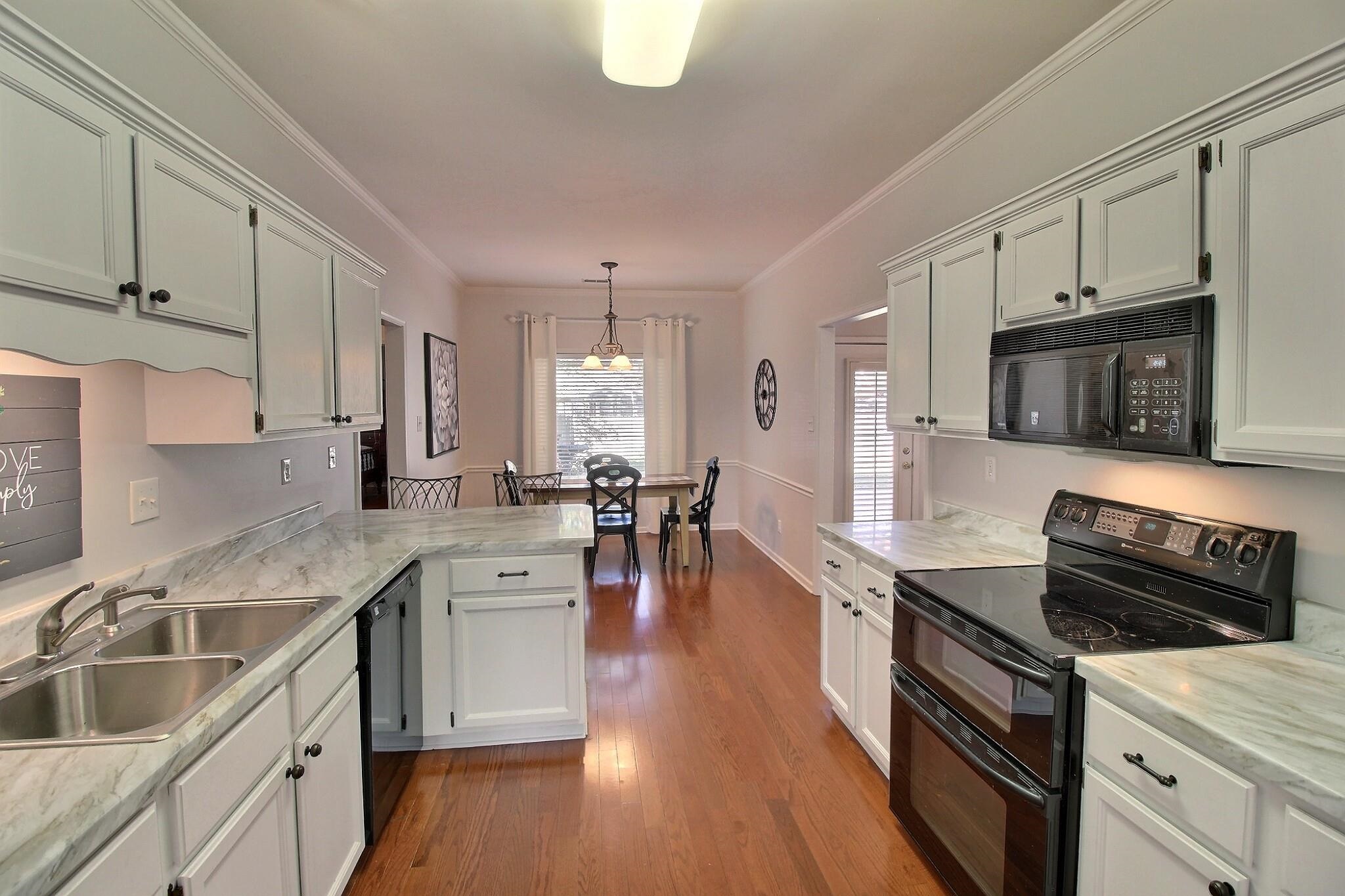 554 Merriweather Drive Collierville, TN 38017 - Photo 8 of 23