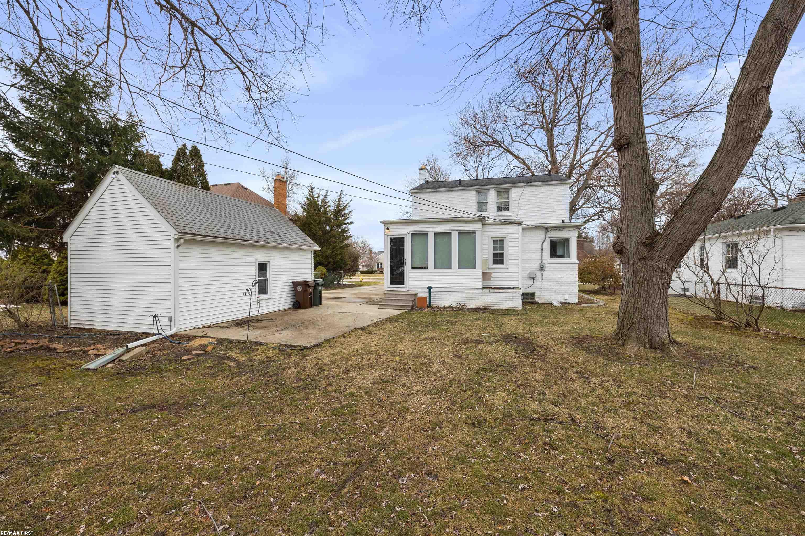 1035 Hampton Road Grosse Pointe, MI 48236 - Photo 30 of 34