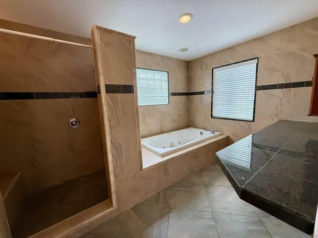 $6,900 | 12665 Sundance Avenue, San Diego, CA 92129