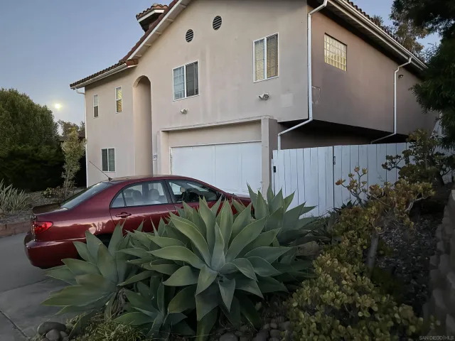 $6,900 | 12665 Sundance Avenue, San Diego, CA 92129