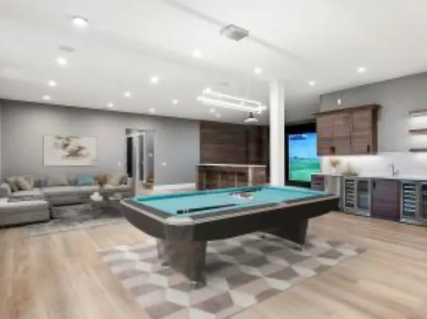 $1,999,000 | 52451 Caddy Lane, South Lyon, MI 48178