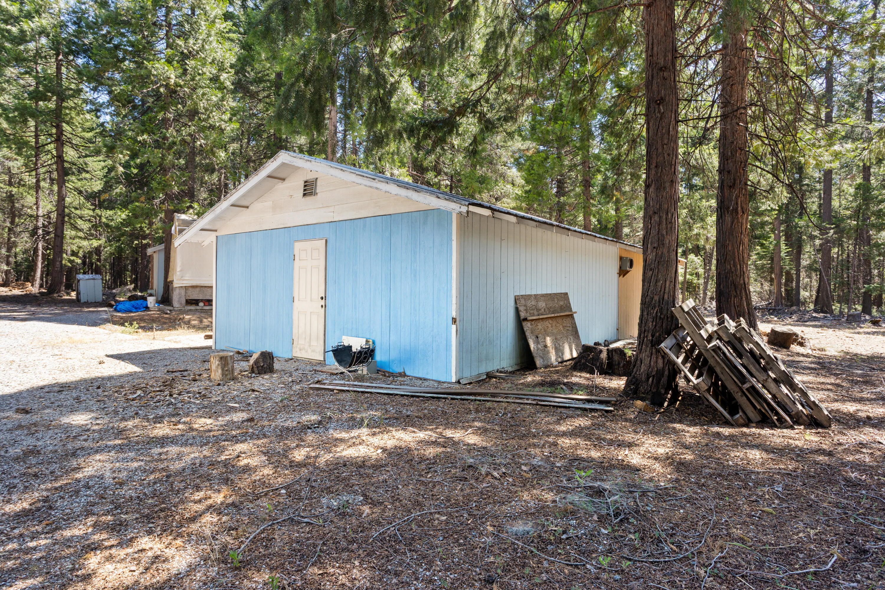 34610 Westward Ho Road Shingletown, CA 96088 - Photo 8 of 34 Exterior05
