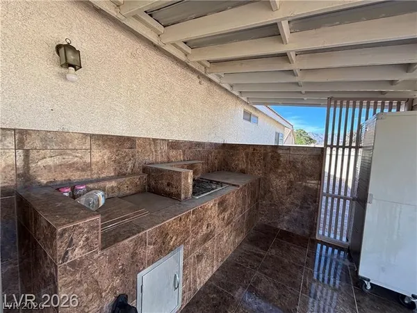 $2,300 | 5740 North Falling Sun Court, North Las Vegas, NV 89031