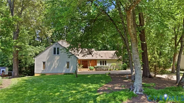 $739,000 | 2201 Planters Row Drive, Midlothian, VA 23113
