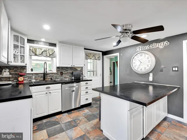 $450,000 | 247 Meadow Drive, Auburn, PA 17922