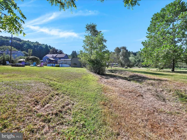 $450,000 | 247 Meadow Drive, Auburn, PA 17922