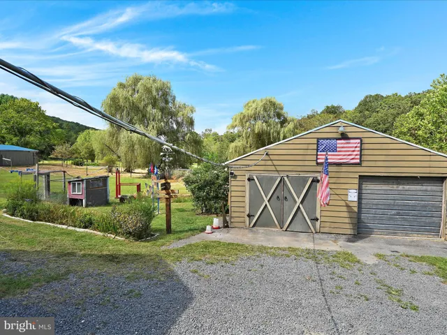 $450,000 | 247 Meadow Drive, Auburn, PA 17922