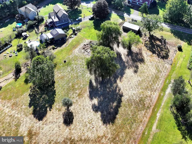 $450,000 | 247 Meadow Drive, Auburn, PA 17922