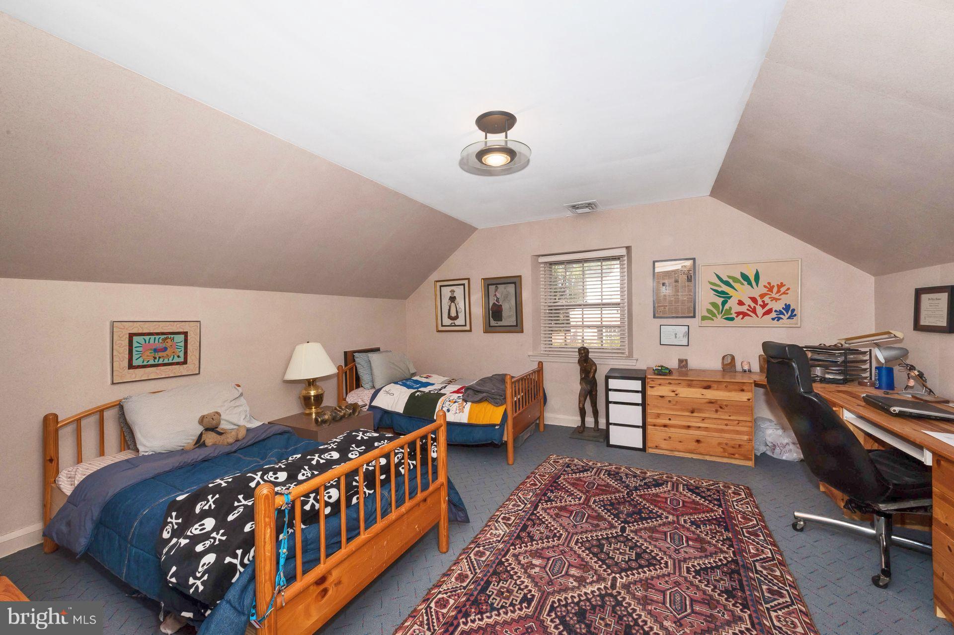 3504 Overbrook Road Baltimore, MD 21208 - Photo 22 of 30 Bedroom