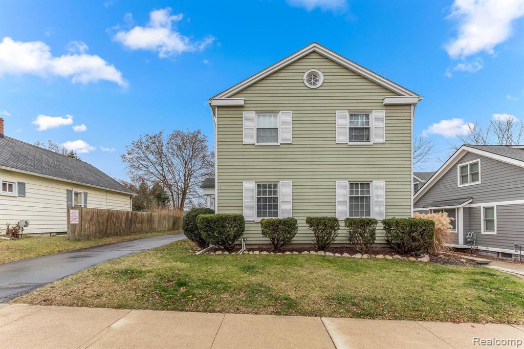 333 Woodward Avenue Rochester, MI 48307 - Photo 2 of 51