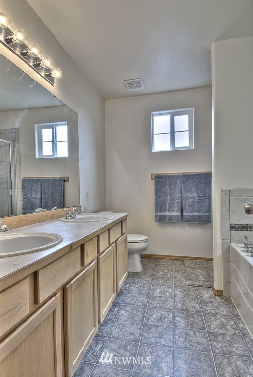 18332 8th Avenue Southeast Bothell, WA 98012 - Photo 12 of 14 Gallery Image 12