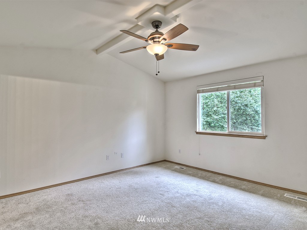 18332 8th Avenue Southeast Bothell, WA 98012 - Photo 9 of 14 Gallery Image 9