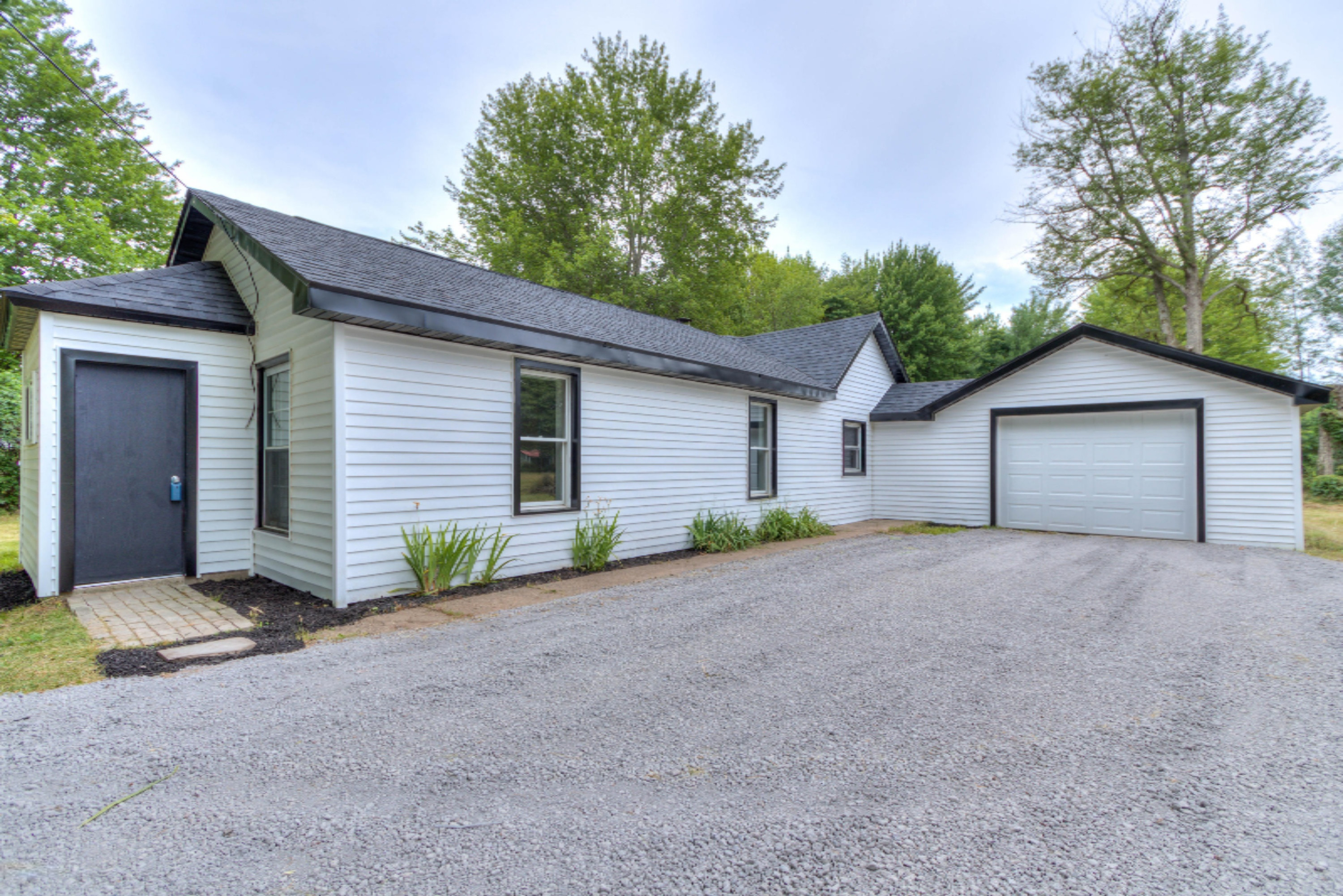 6701 Cline Road Fruitport, MI 49415 - Photo 3 of 63 6701 Cline (3 of 64)