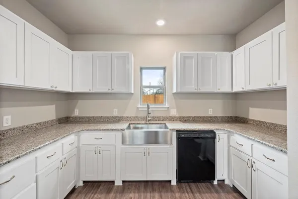 $1,650 | 2875 Conveyor Drive, Unit B, Burleson, TX 76028