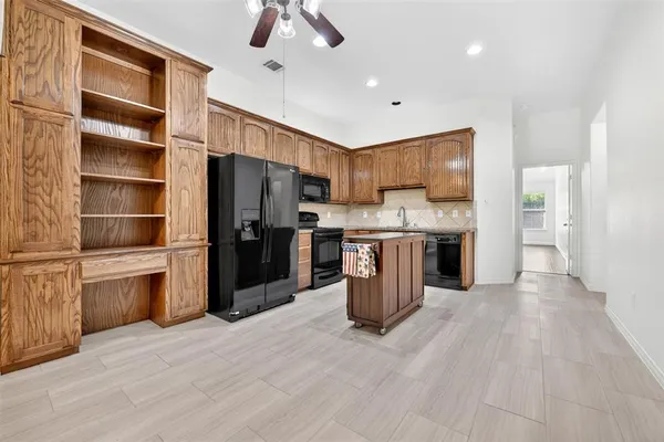 $1,950 | 2153 Colby Lane, Wylie, TX 75098