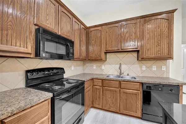 $1,950 | 2153 Colby Lane, Wylie, TX 75098