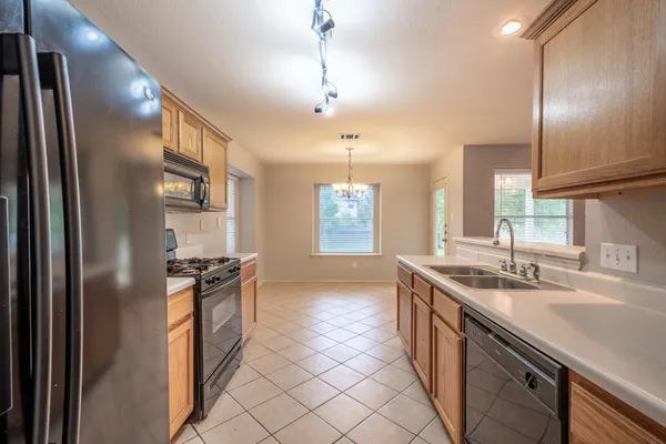 $1,825 | 15509 Miss Adrienne's Path, Pflugerville, TX 78660