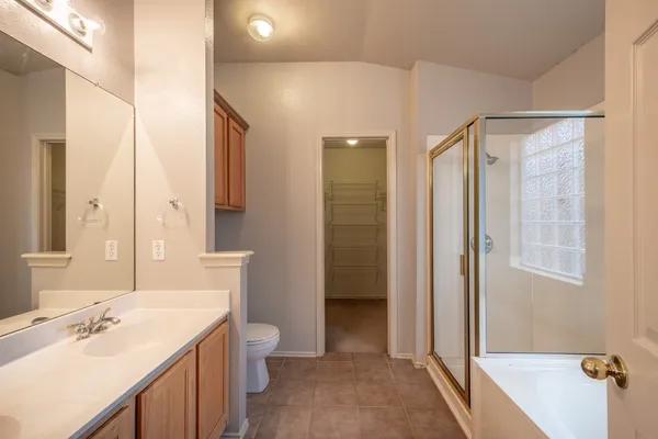 $1,825 | 15509 Miss Adrienne's Path, Pflugerville, TX 78660