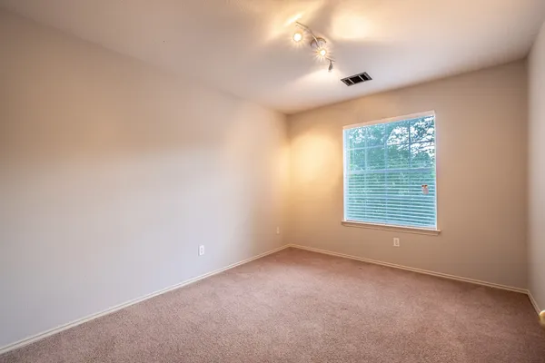 $1,825 | 15509 Miss Adrienne's Path, Pflugerville, TX 78660