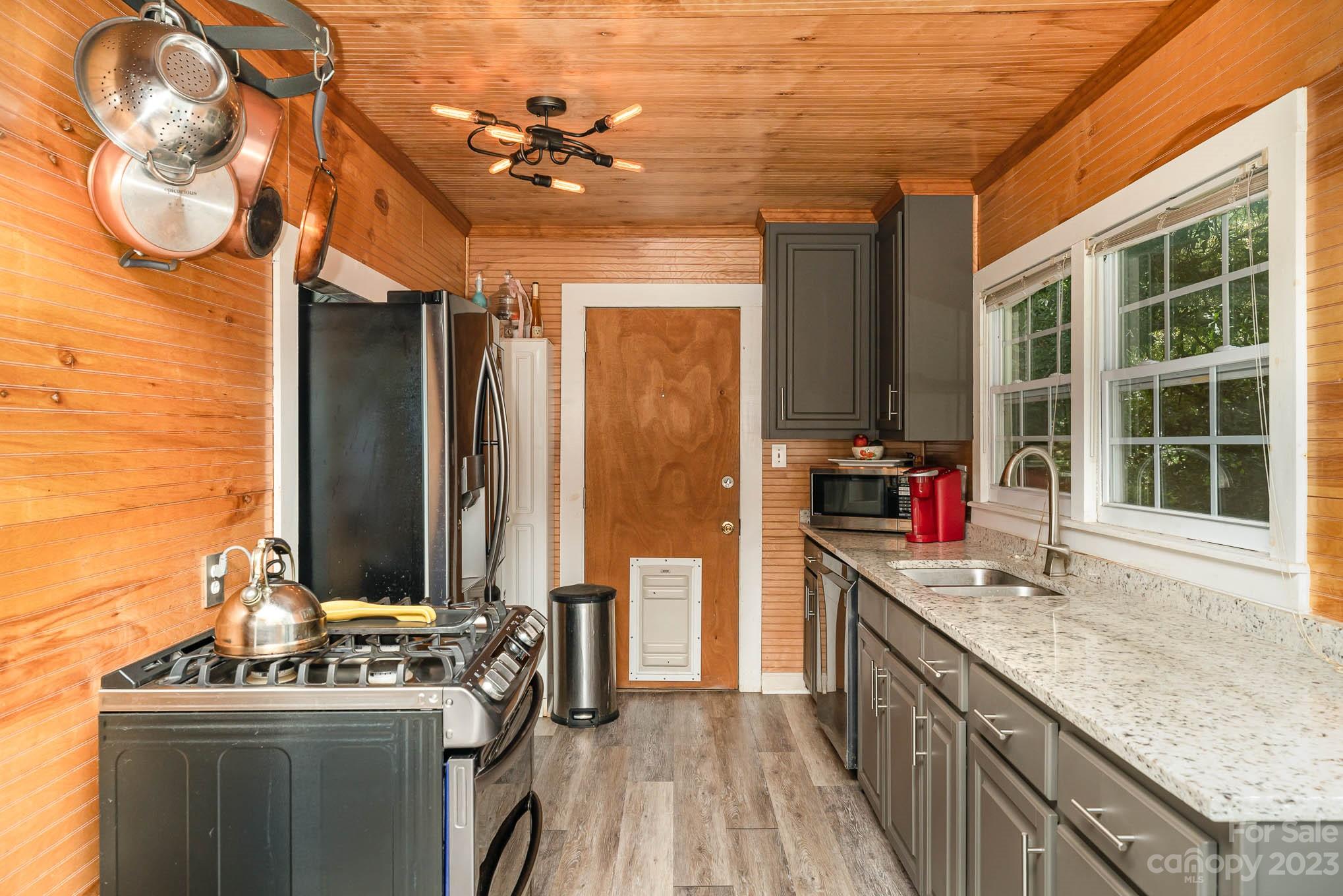 230 Spring Street Southwest Concord, NC 28025 - Photo 10 of 22 Gallery Image 10