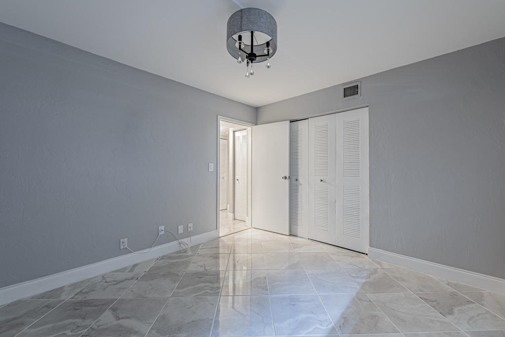 912 Southwest 9th St Circle, Unit 103 Boca Raton, FL 33486 - Photo 22 of 27 MSL_4626-HDR