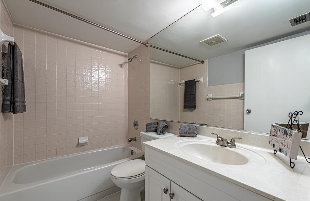 912 Southwest 9th St Circle, Unit 103 Boca Raton, FL 33486 - Photo 25 of 27 MSL_4629-HDR
