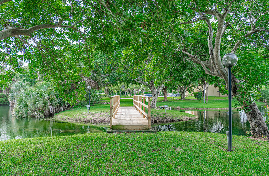 912 Southwest 9th St Circle, Unit 103 Boca Raton, FL 33486 - Photo 4 of 27 MSL_4536-HDR