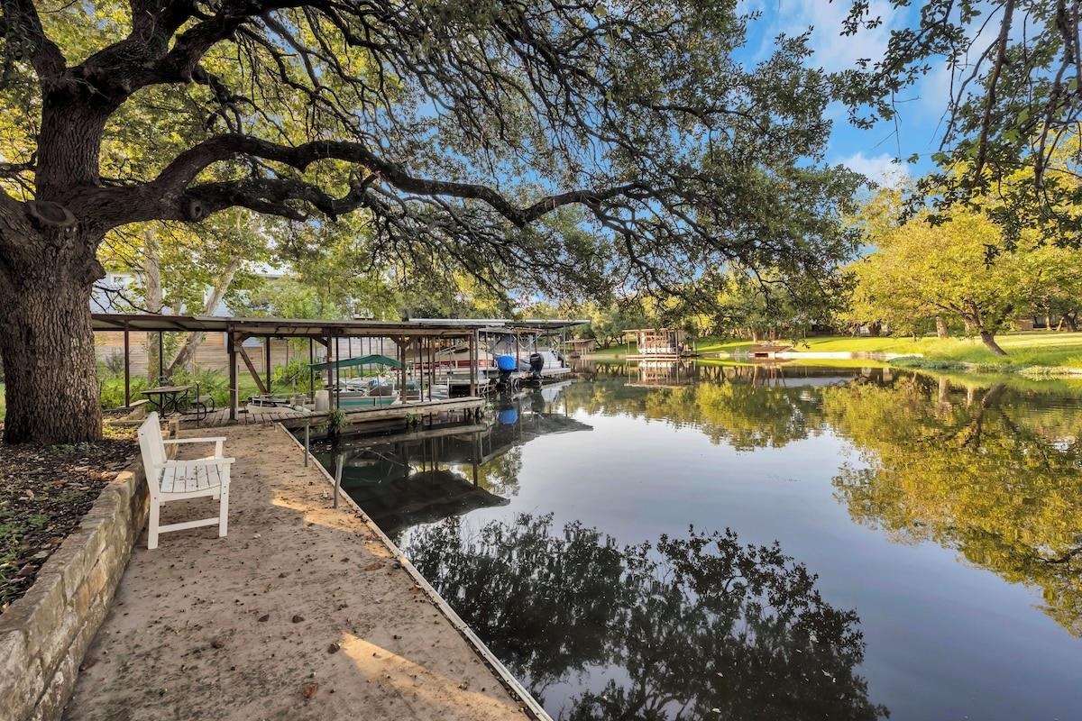 200 Highland Loop Kingsland, TX 78639 - Photo 17 of 23 a view of a lake with a mountain view
