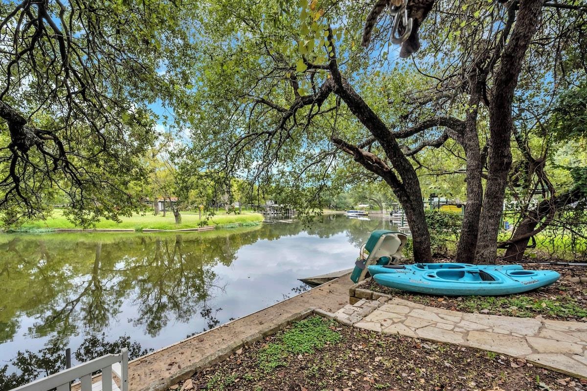 200 Highland Loop Kingsland, TX 78639 - Photo 18 of 23 a view of a garden with a lake