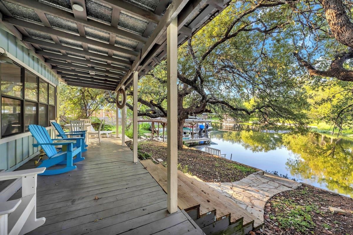 200 Highland Loop Kingsland, TX 78639 - Photo 5 of 23 a view of outdoor space with seating area