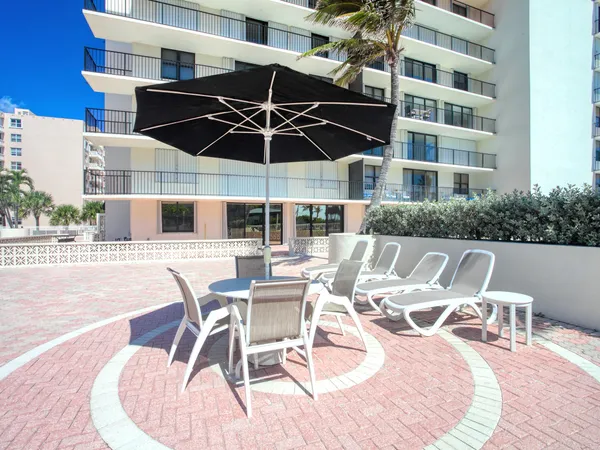 $9,000 | 3456 South Ocean Boulevard, Unit 1040, Palm Beach, FL 33480