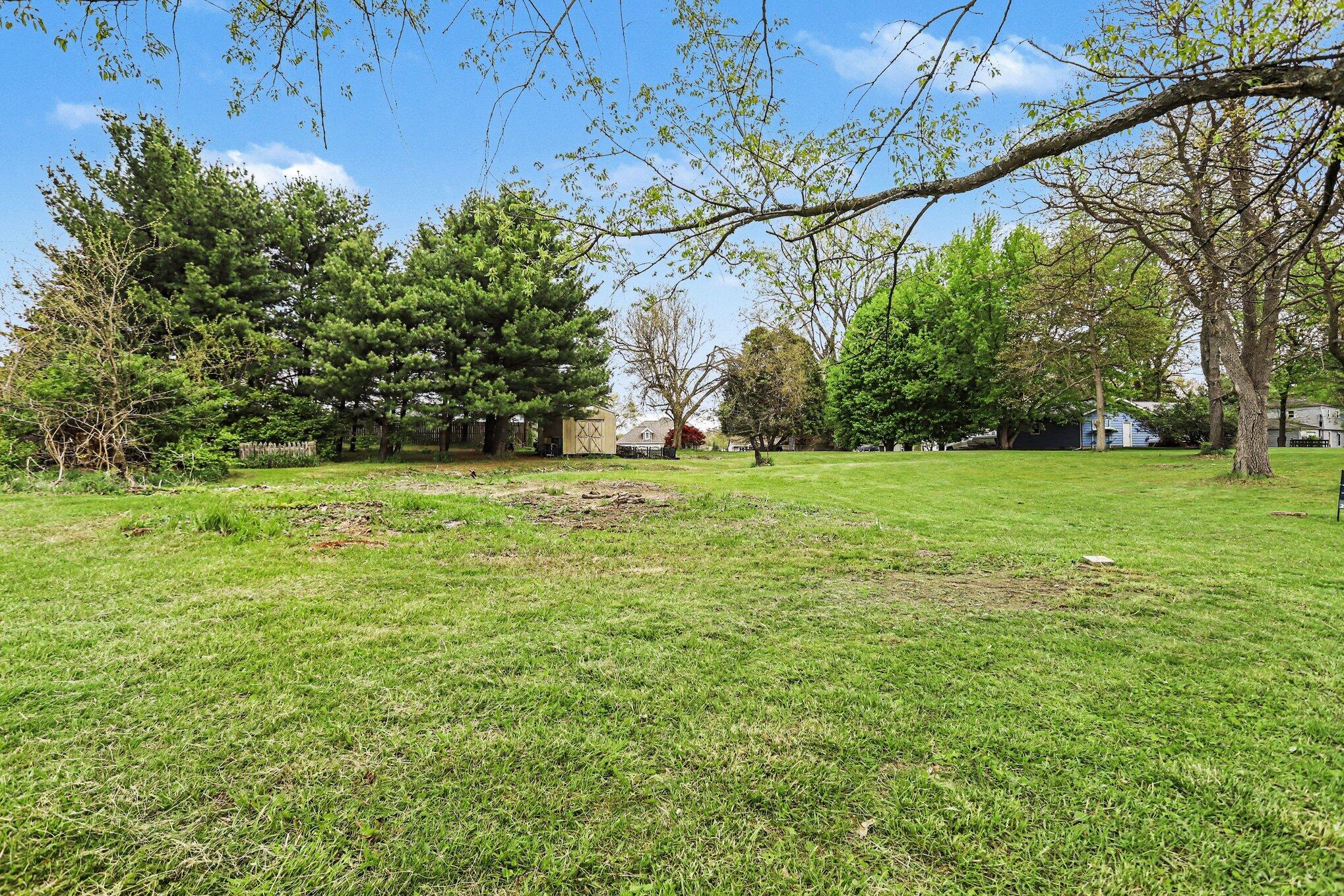 18-19 Elizabeth Drive Three Rivers, MI 49093 - Photo 18 of 24 004_file_5715