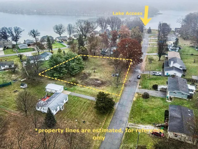 $84,900 | 18-19 Elizabeth Drive, Three Rivers, MI 49093