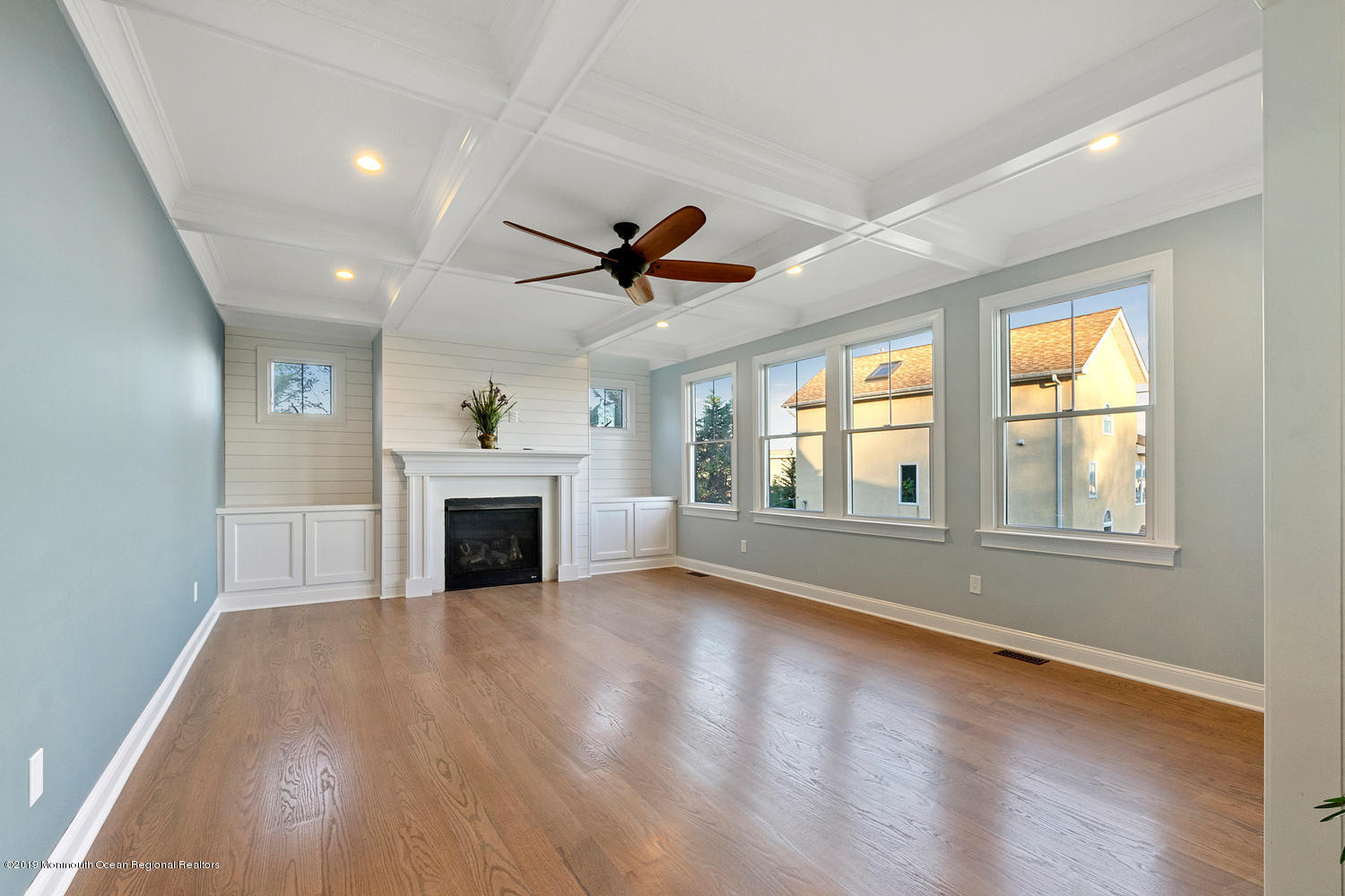 74 Portland Road Highlands, NJ 07732 - Photo 11 of 32 LR