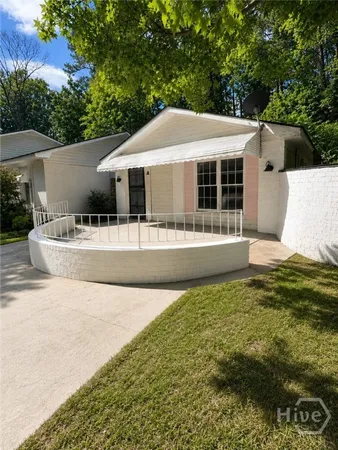 $1,200 | 501 Buckhalter Road, Unit A, Savannah, GA 31405