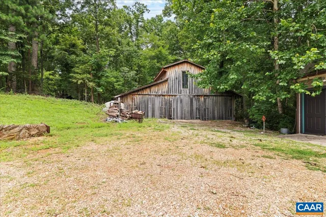 $849,000 | 2288 Lexington Turnpike, Amherst, VA 24521