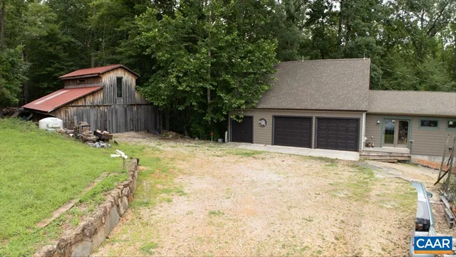 $849,000 | 2288 Lexington Turnpike, Amherst, VA 24521