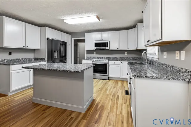 $3,100 | 14301 Wood Duck Lane, Colonial Heights, VA 23834