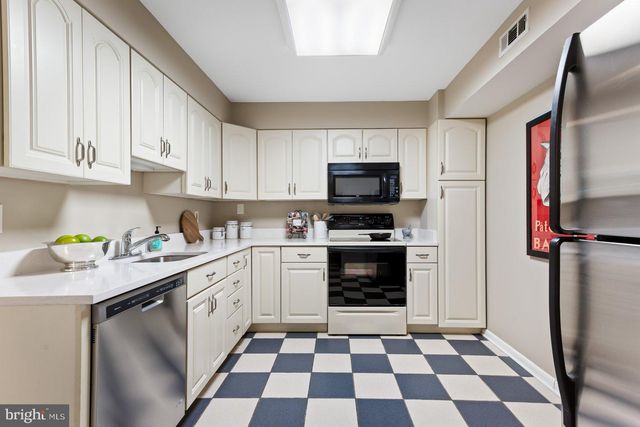 $385,000 | 255 West Lanvale Street, Baltimore, MD 21217