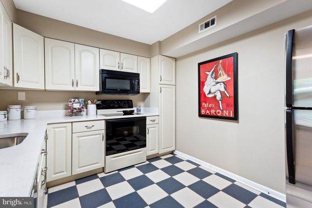 $385,000 | 255 West Lanvale Street, Baltimore, MD 21217