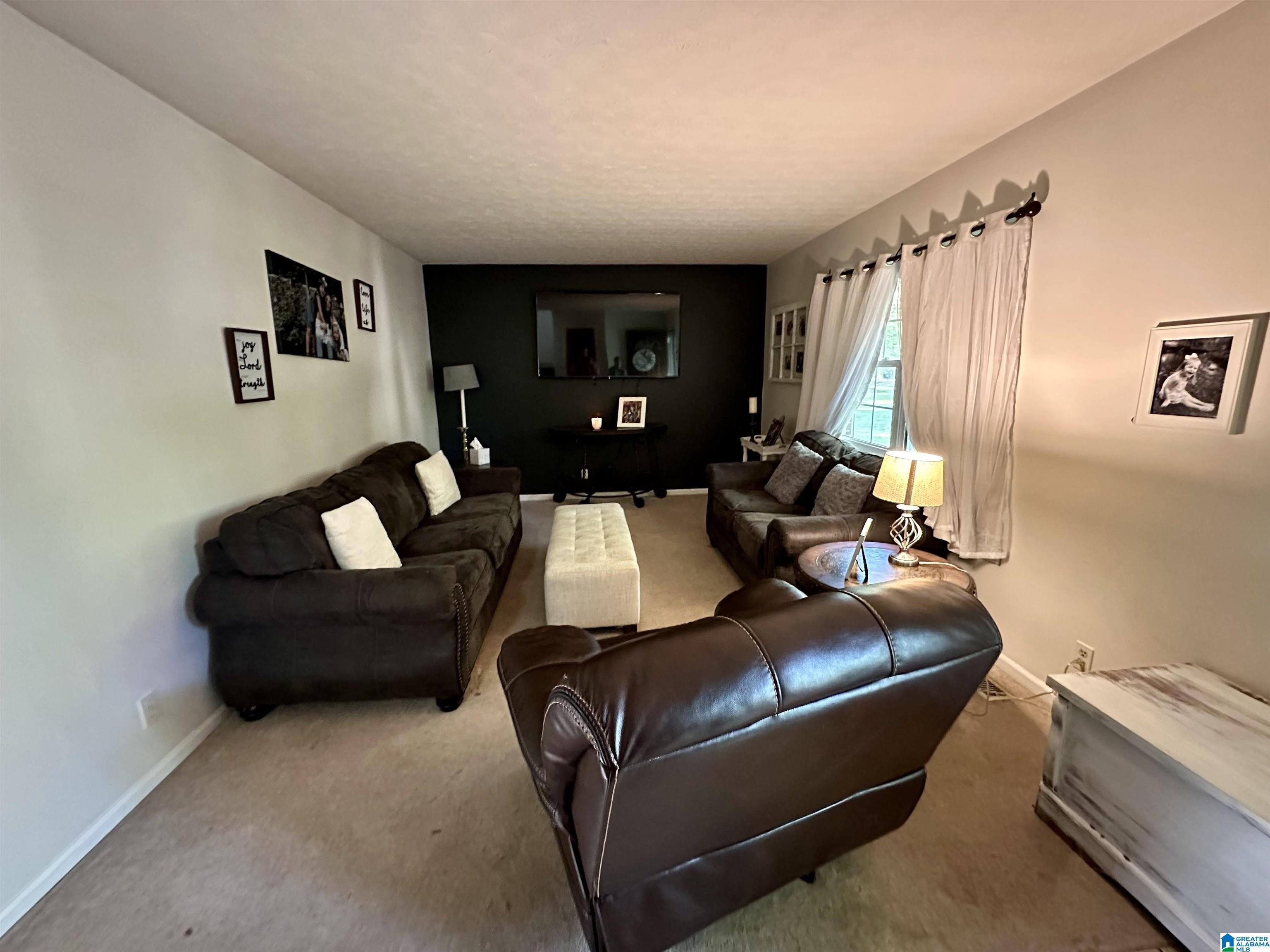 340 Rocky Road Sylacauga, AL 35151 - Photo 3 of 13