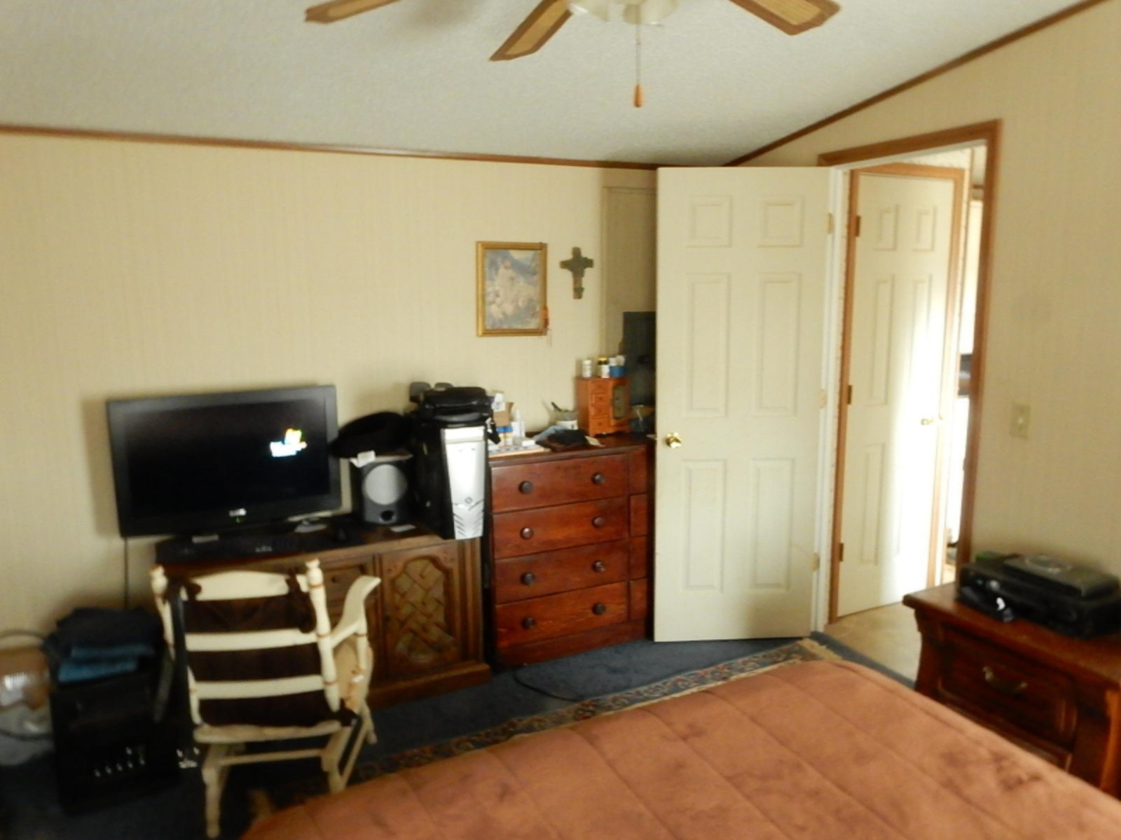 7640 Nickleplate Road Muir, MI 48860 - Photo 20 of 41 Master