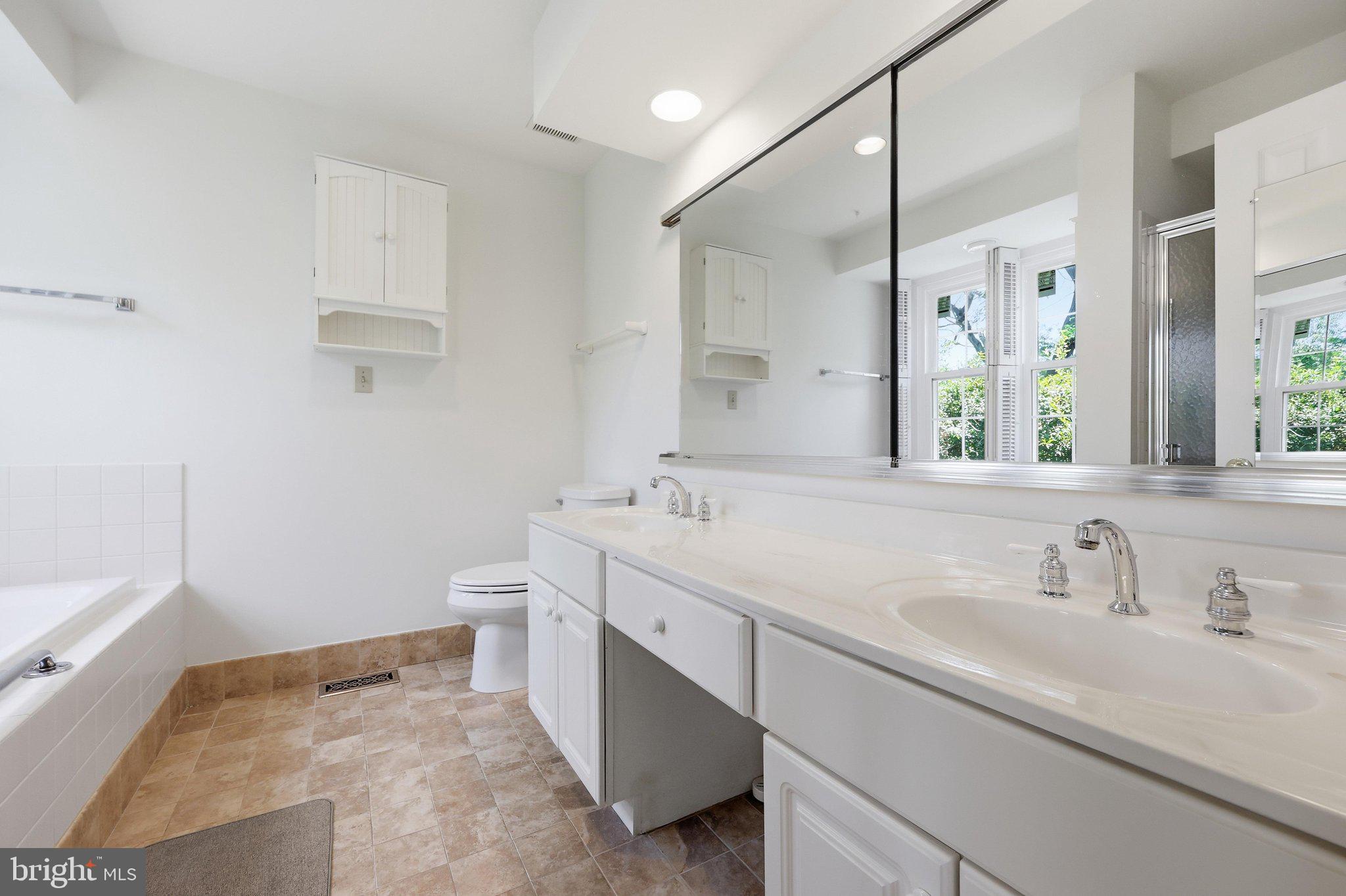 2417 Bear Den Road Frederick, MD 21701 - Photo 29 of 61 Primary Bathroom