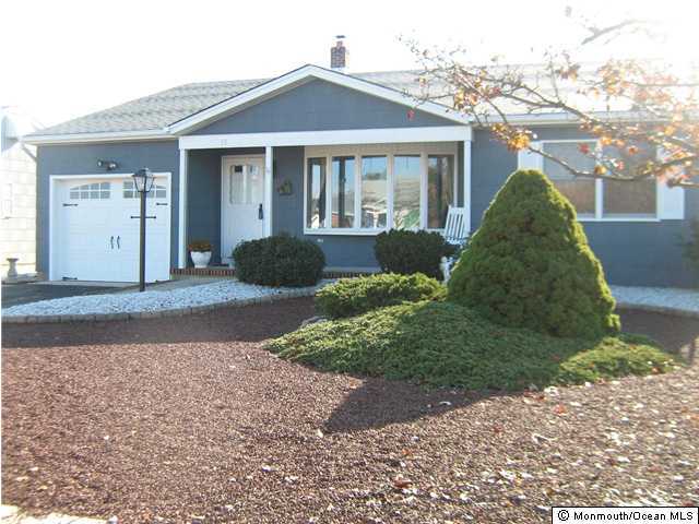 10 Garrett Road Toms River, NJ 08757 - Photo 1 of 3 Primary Photo