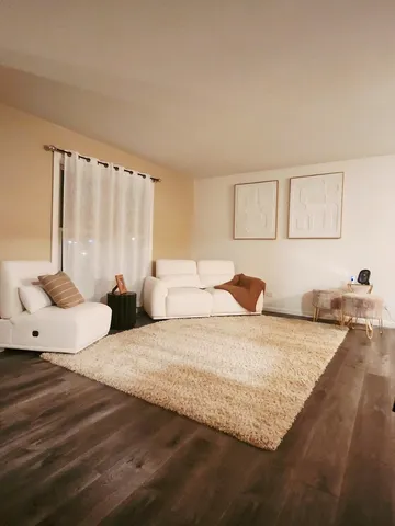 $3,500 | 264 Lincoln Drive, Bartlett, IL 60103