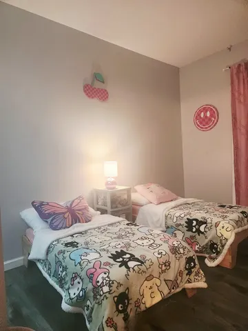 $3,500 | 264 Lincoln Drive, Bartlett, IL 60103