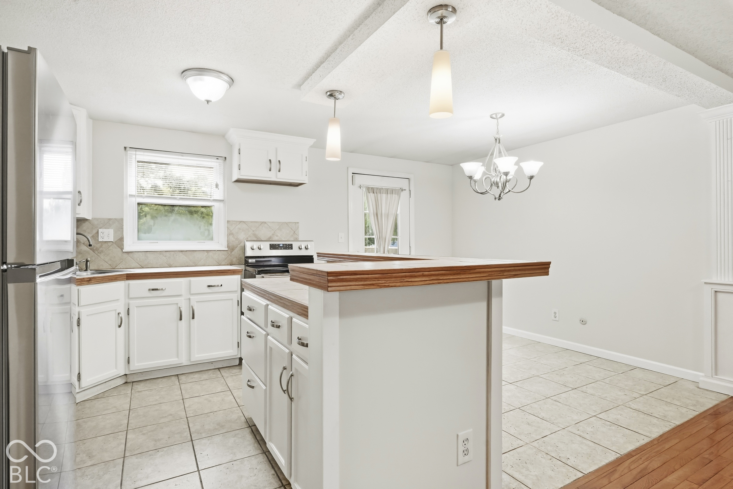201 Coronado Road Indianapolis, IN 46234 - Photo 12 of 42 Gallery Image 12