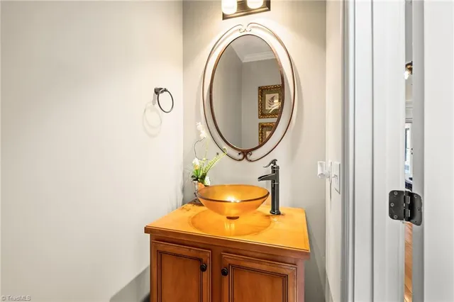 $749,900 | 1648 Olde Ridge Road, Pfafftown, NC 27040