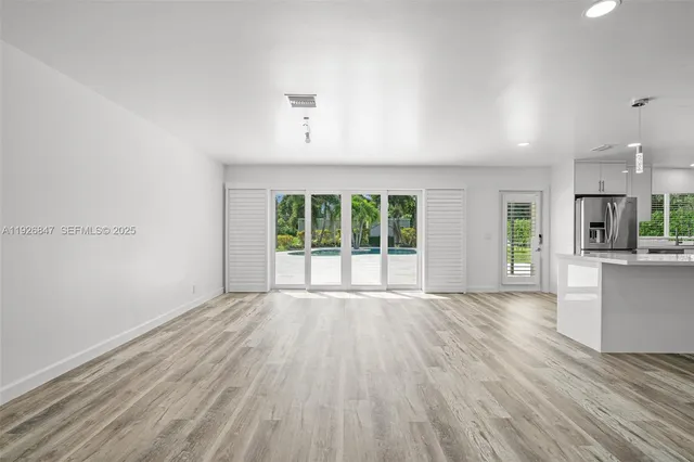 $6,700 | 14330 Southwest 16th Street, Davie, FL 33325