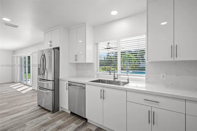 $6,700 | 14330 Southwest 16th Street, Davie, FL 33325